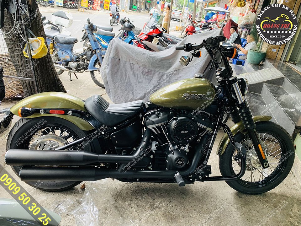 Toàn cảnh chiếc Harley Davidson StreetBod vừa dán keo xe tại Hoàng Trí Shop