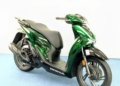 Honda SH150 Vetro Green nhập Ý nguyên thùng góc nghiêng phía trước sang trọng